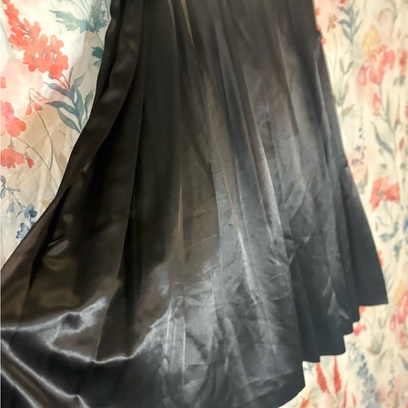 Vintage Black Pleated Maxi Skirt - Picture 3 of 8